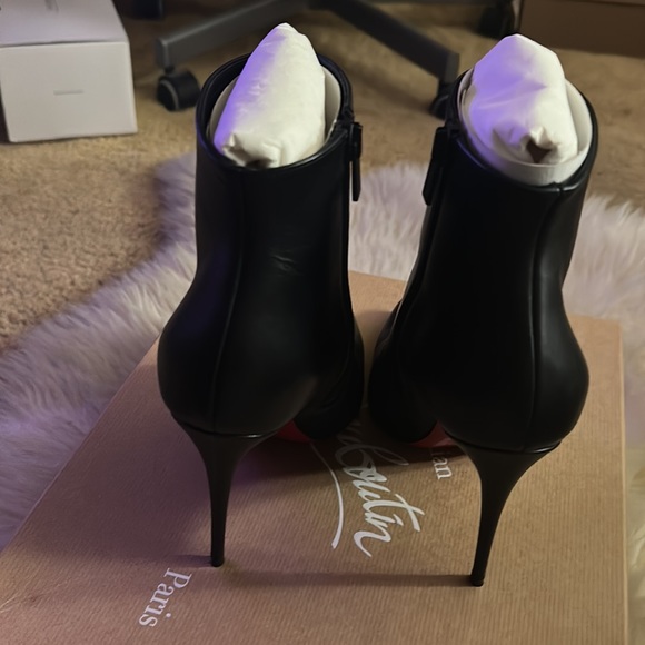 Christian Louboutin So Kate Booty - Picture 5 of 9